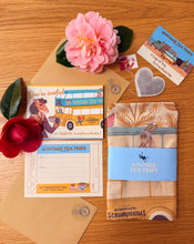 Load image into Gallery viewer, Mother's Day Vintage Tea Trips Gift Set